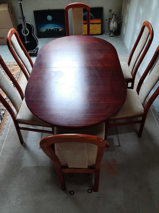 stół i 6 krzeseł