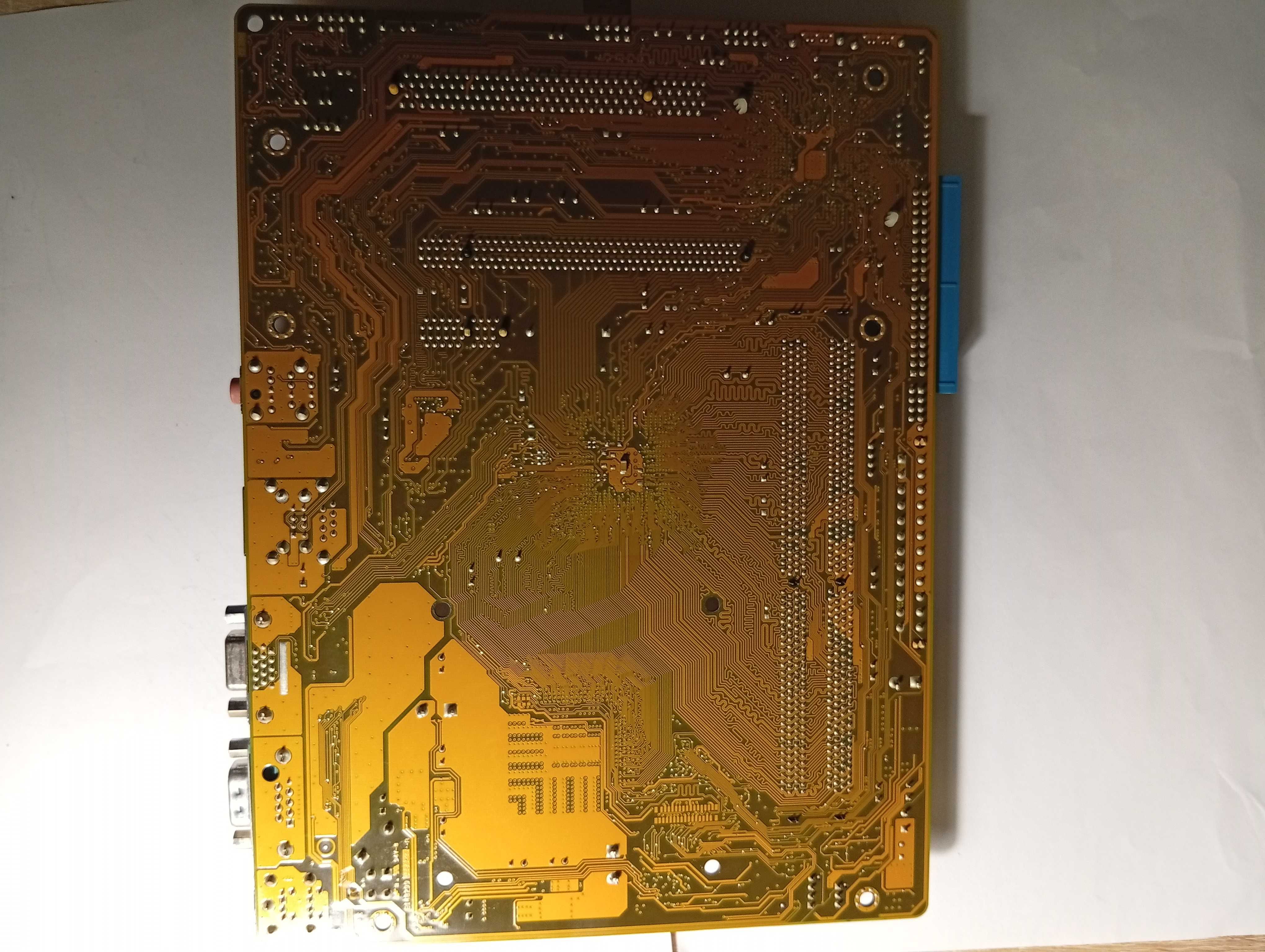 Материнские платы Asus M3N78-CM и P5G-XM.