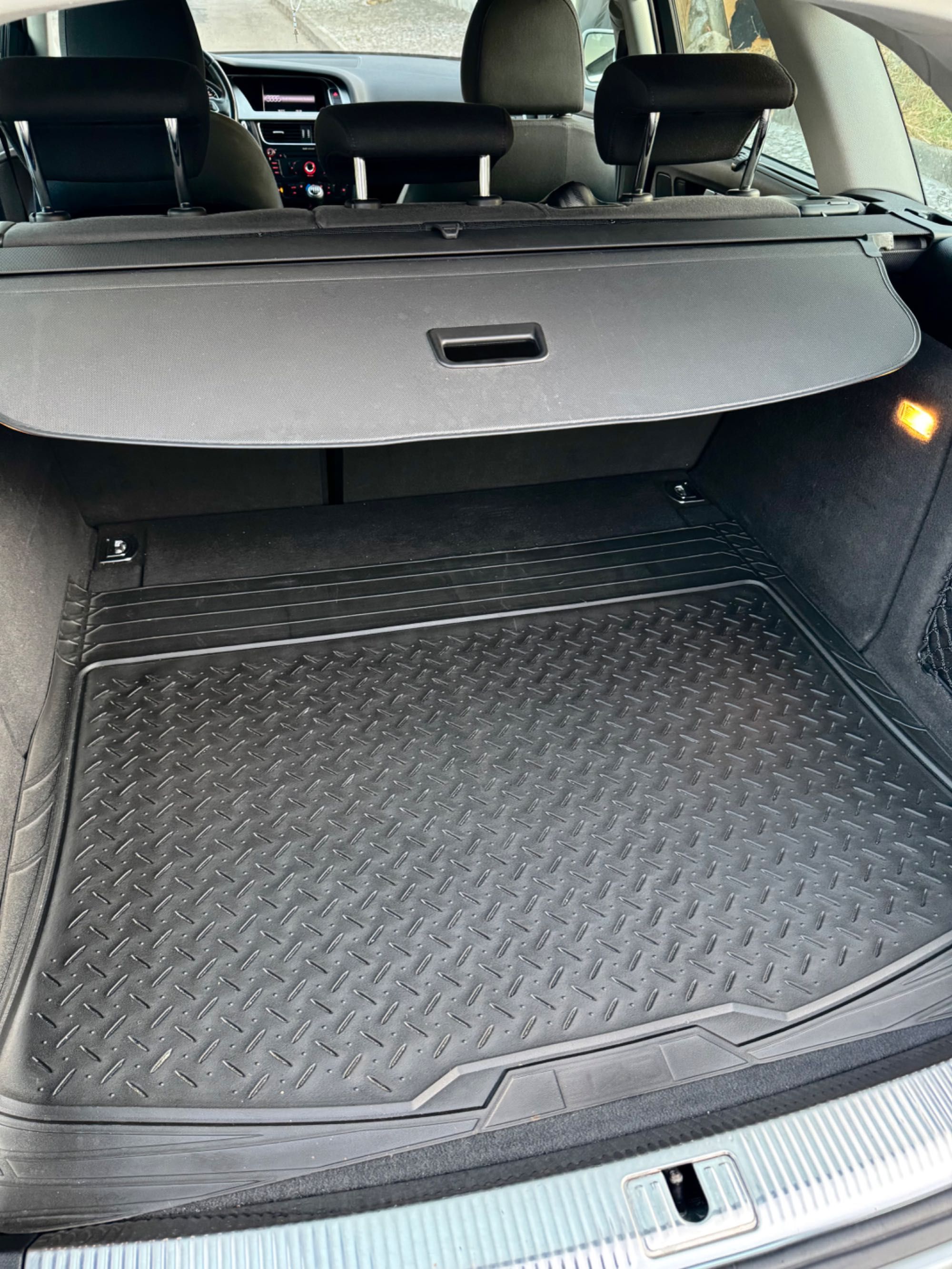 AUDI A4 B8 Avant 2.0 TDi