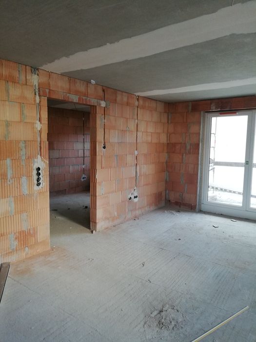 Tynki Maszynowe - Szybko, Gładko, Trwale!