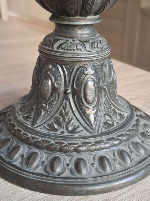 Spód od lampy naftowej Antyk