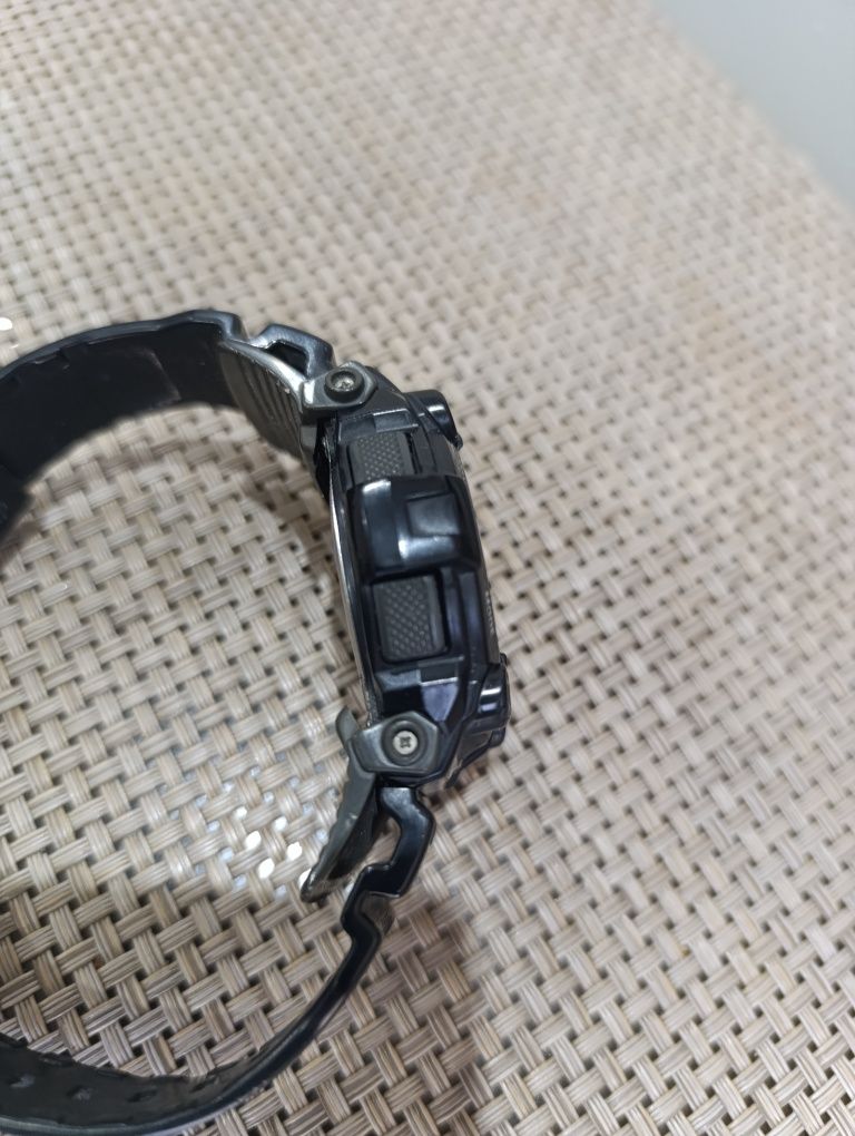 Продам Casio G-7900