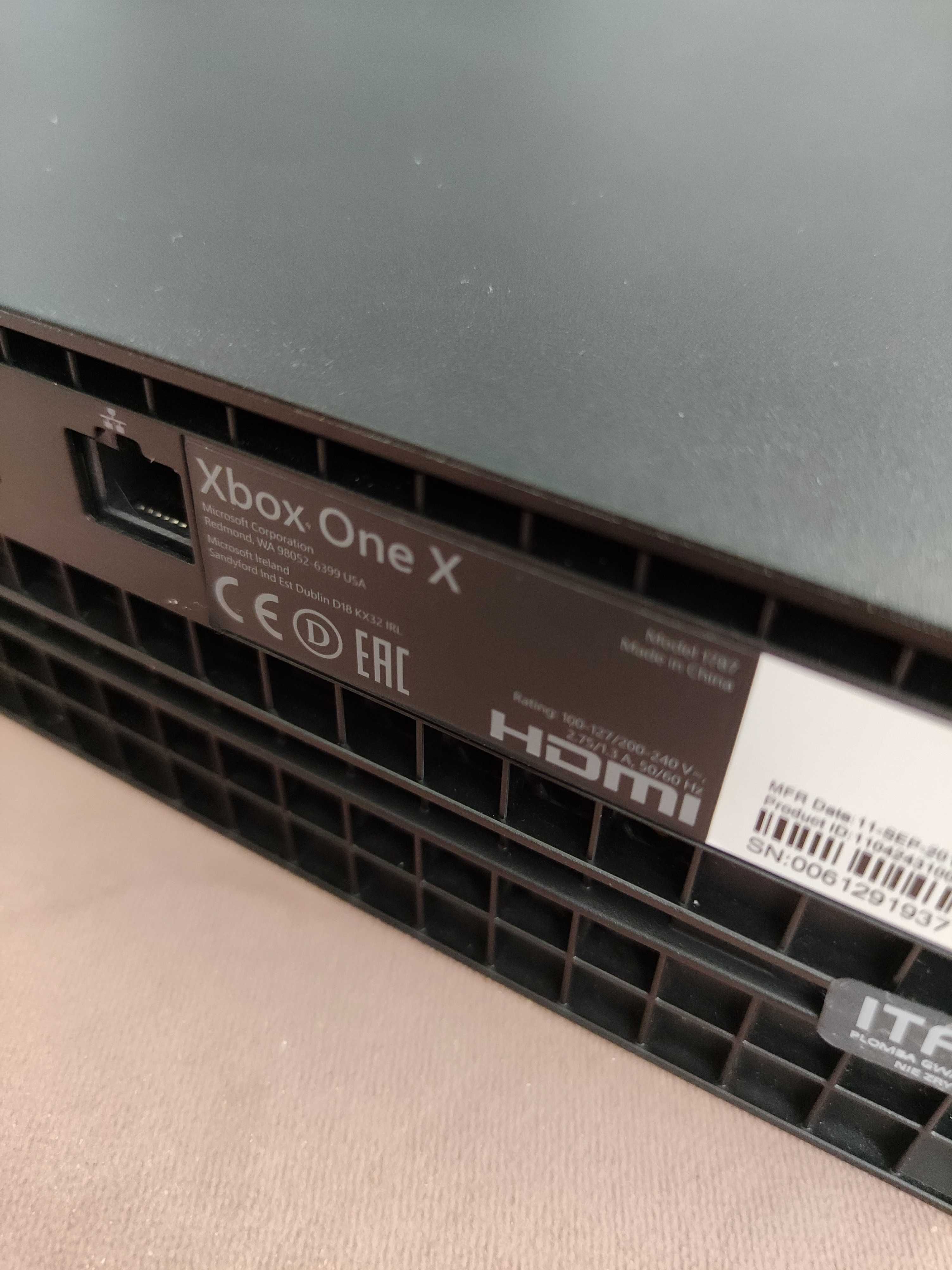 Konsola Xbox One X 1TB