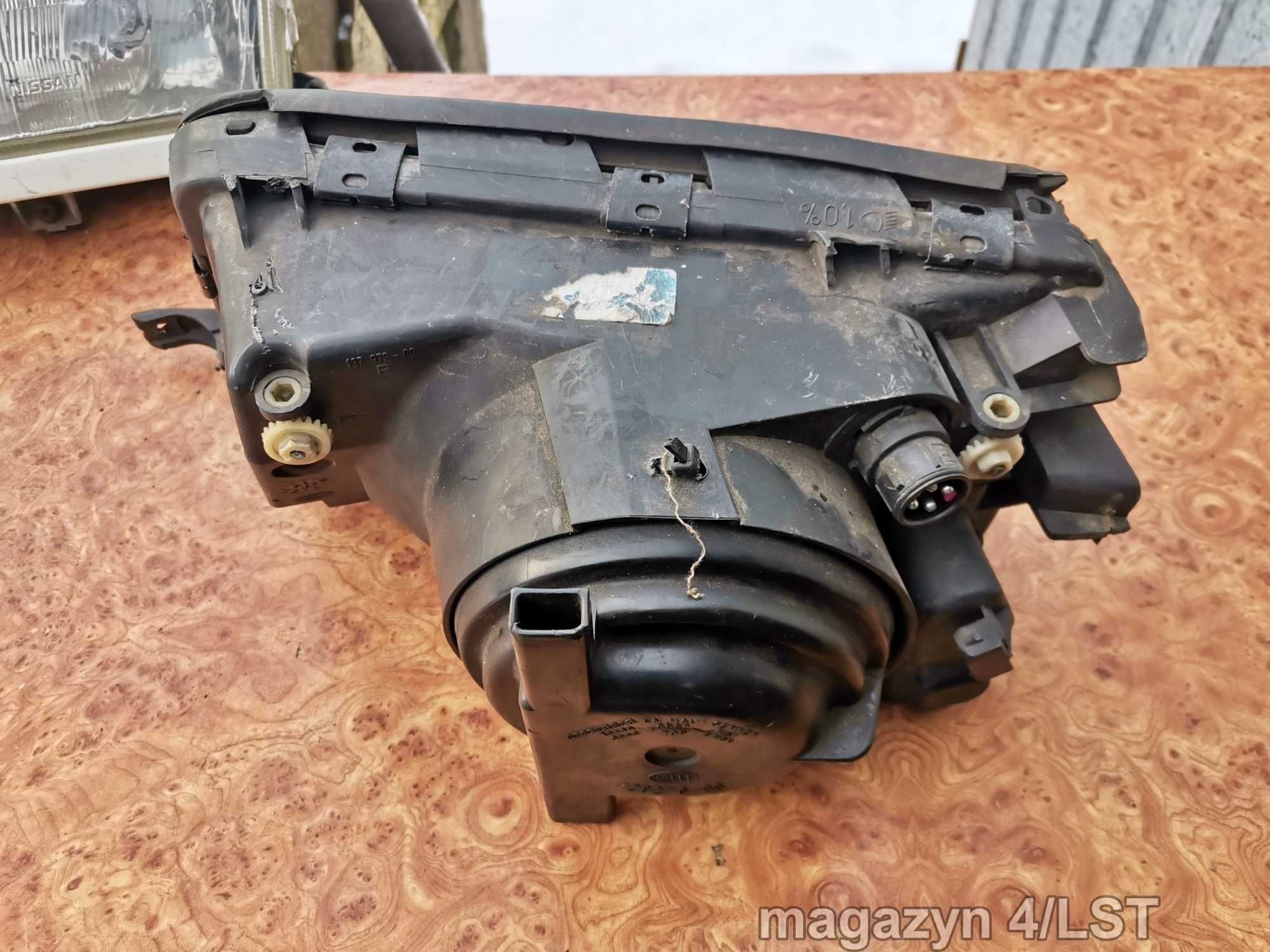 Audi 100 c4 lampa prawy przód PP