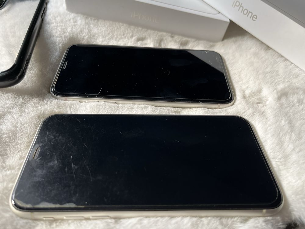 Telefony  Iphone 11 białe (2szt)