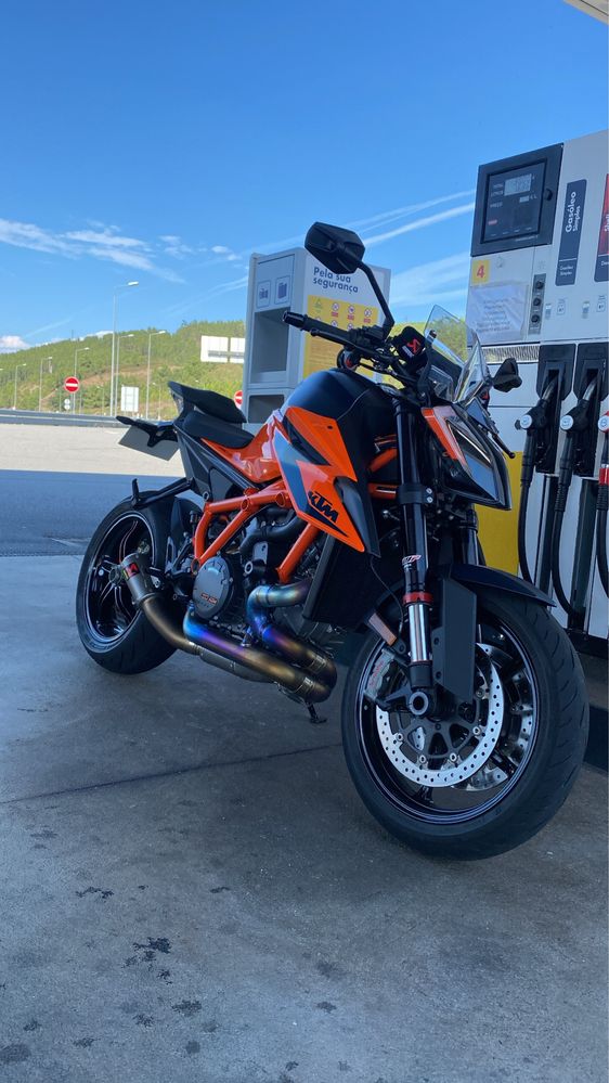 KTM Superduke 1290 R - COMO NOVA