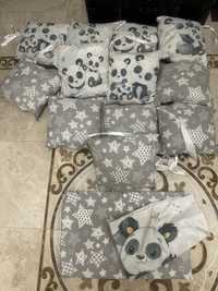 Детское постельное и бортики (12 подушек) одеяло, простынь и 2 подушки