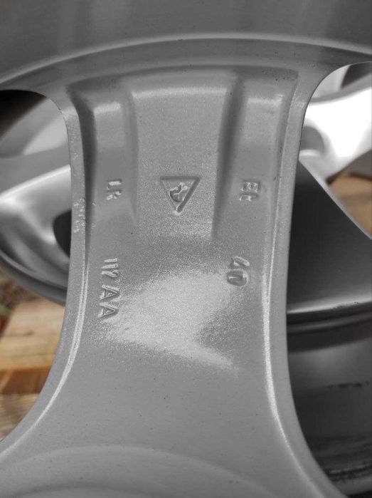 Диски Borbet R17 5x112 ET40 8J. Привезены из Германии
