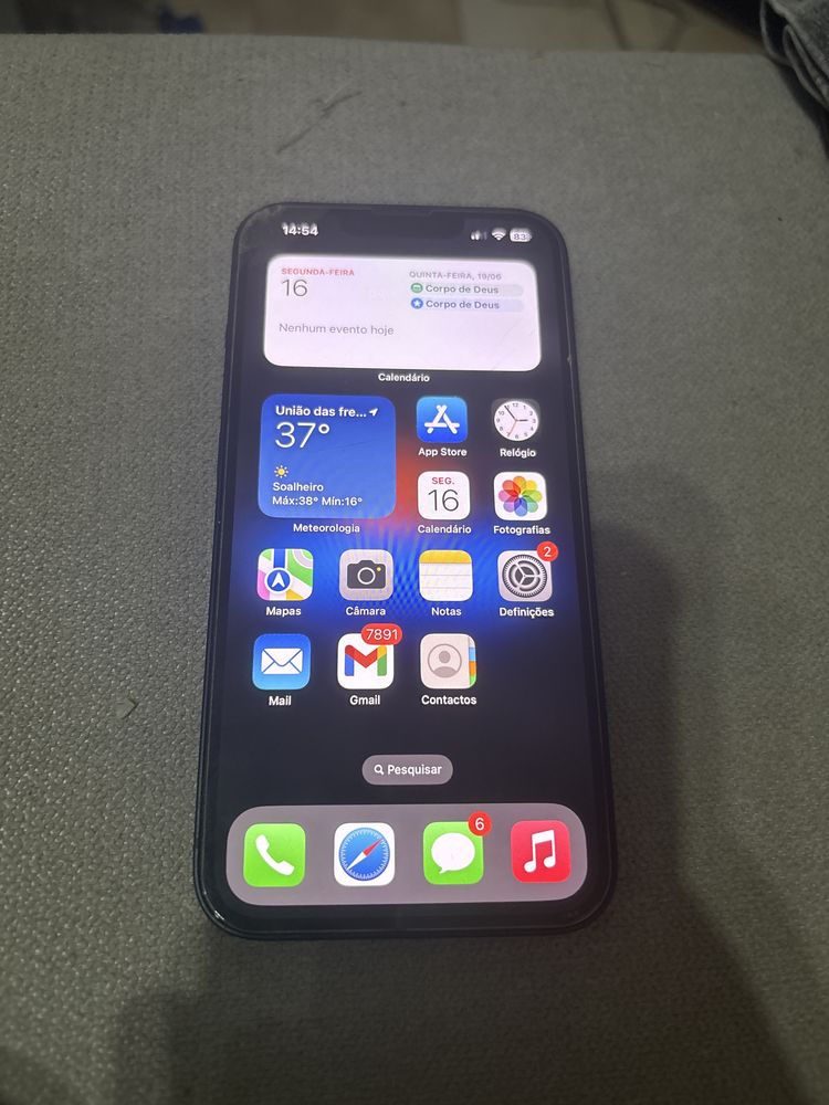 Iphone 13 azul escuro