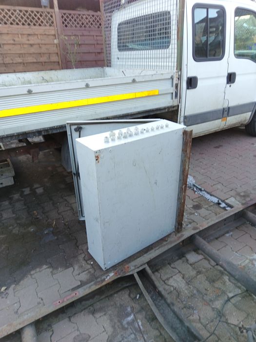 Skrzynka elektryczna plastikowa durza z płytą