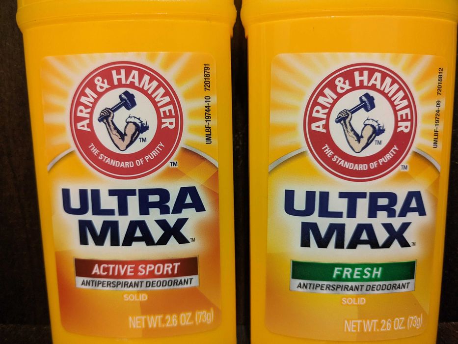 Набір з двох натуральних дезодорантів Arm&Hammer: Active sport і Fresh