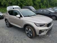 Volvo XC 40 XC40 PLUS 4X4 pali jeździ - KUPIONY w transporcie do Polski
