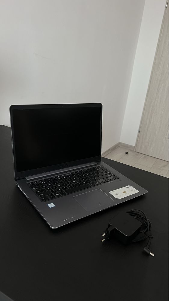 Laptop Asus Vivobook 15,6” 8GB RAM