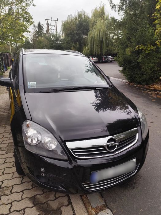Opel Zafira Pilnie sprzedam Opel ZAFIRA 2008 r