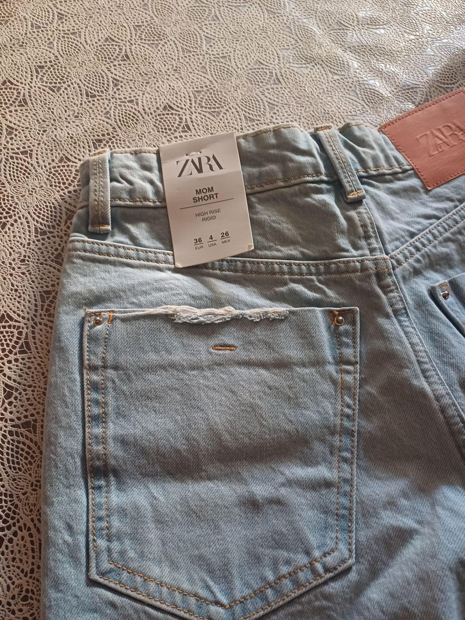 Szorty mom fit zara