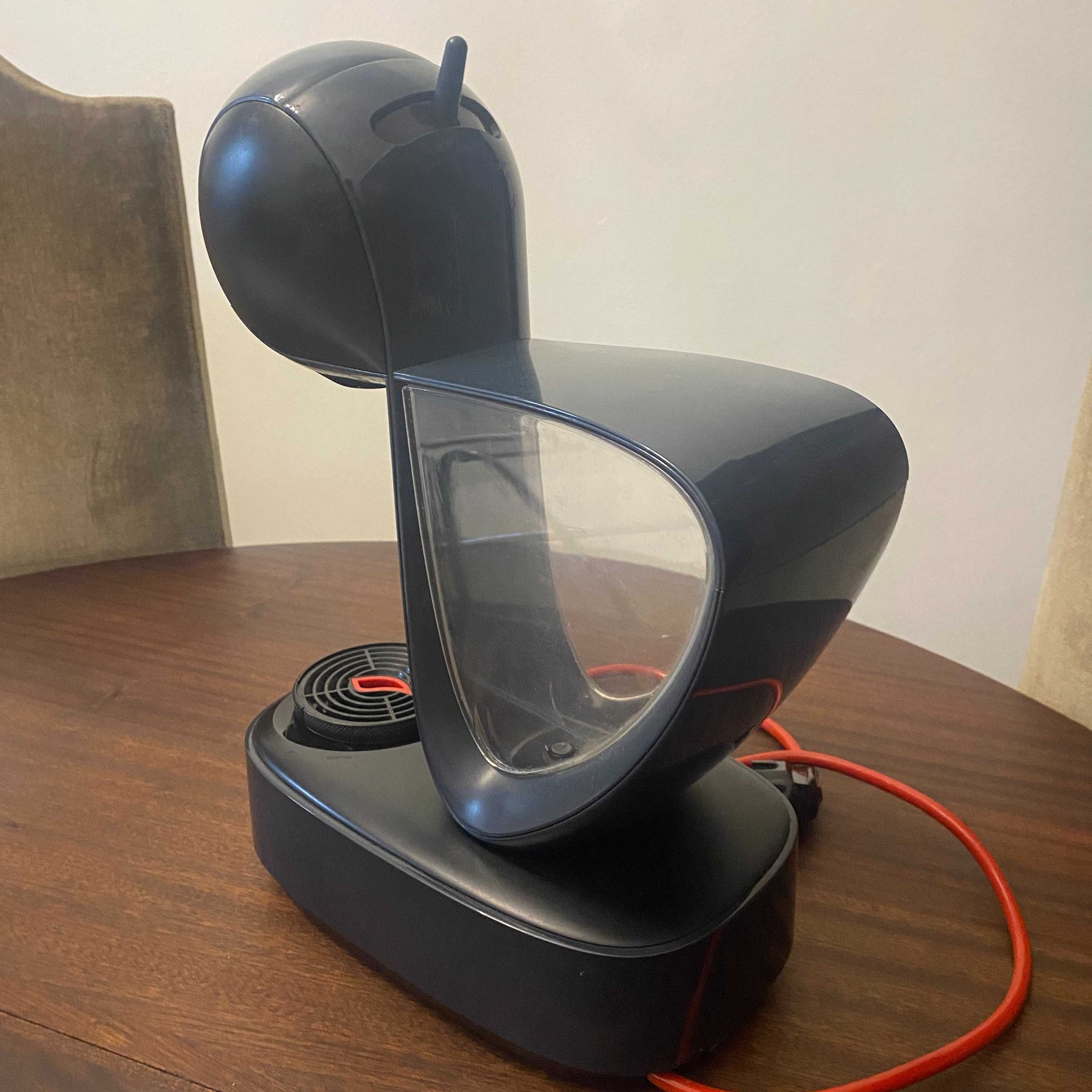 Cafeteira Dolce Gusto
