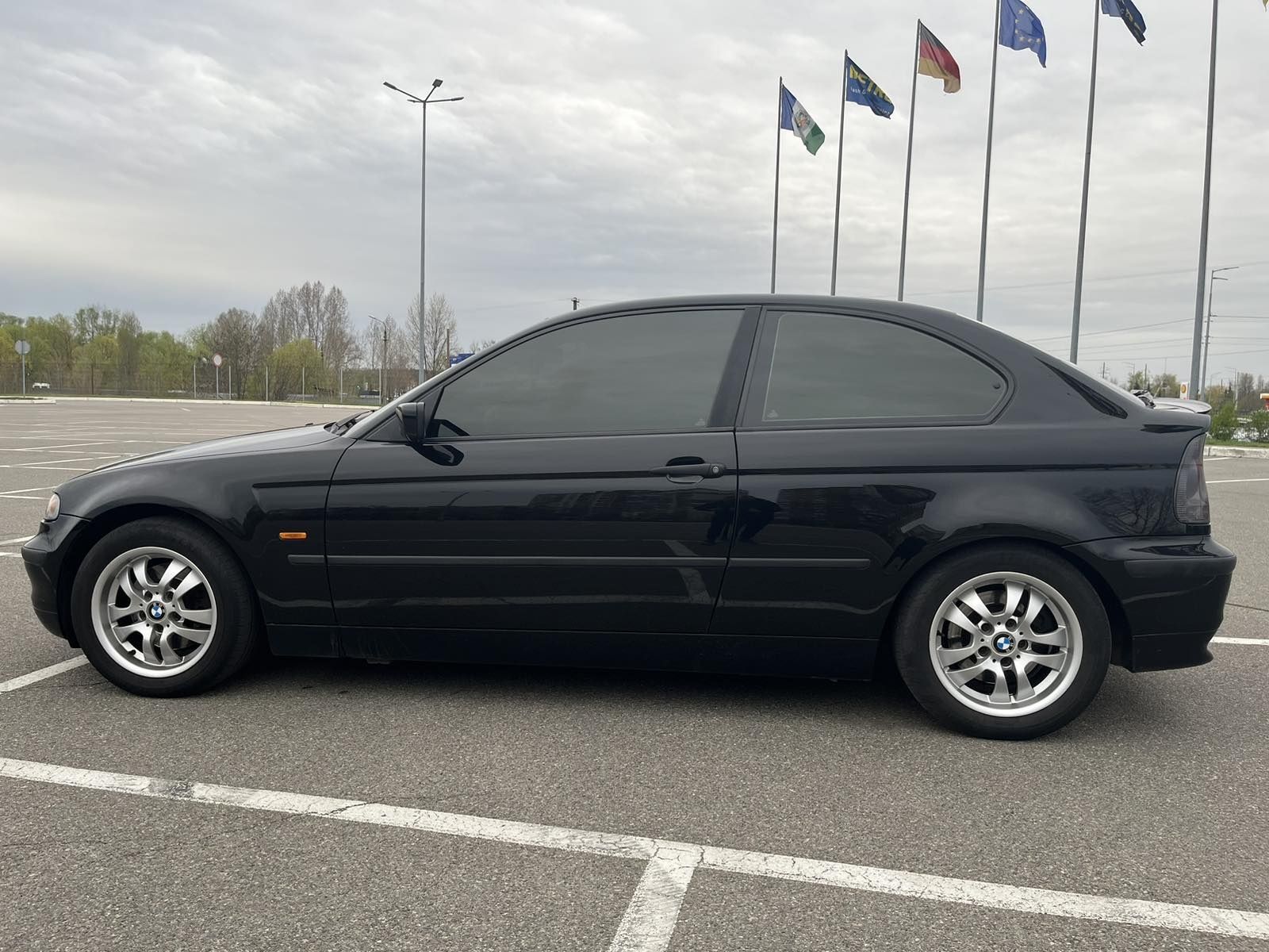 BMW 320tdi compact