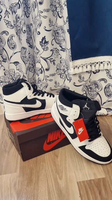 Кросівки Nike Air Jordan 1 Retro High
