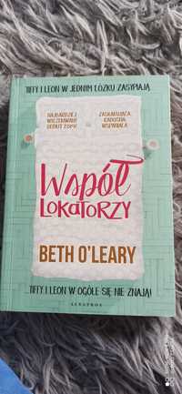 Książka Beth O'Leary ,,Współlokatorzy" nowa