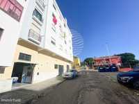 Garagem para venda com acesso da rua | 65 m² | Cruz de Pa...