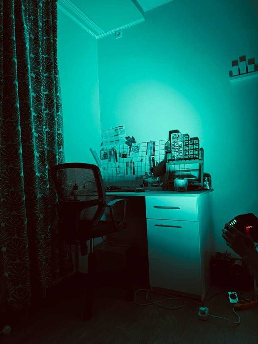 Парик, прожектор Ied par. RGB. DMX.