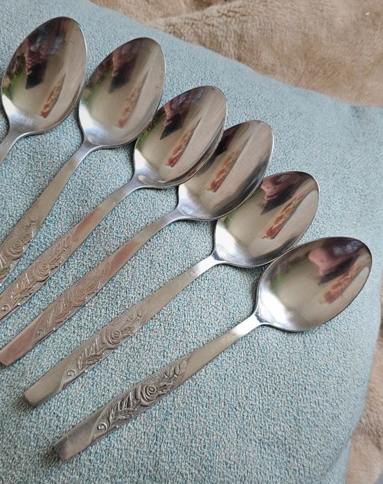 6 łyżek do zupy,radzieckie,sygnowane,róże
