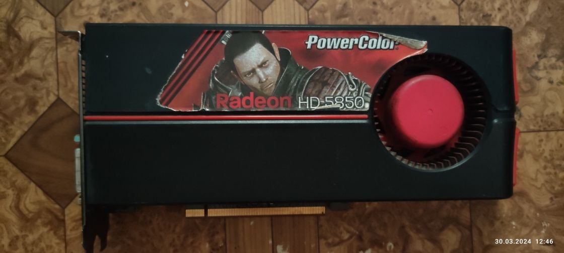 Відеокарта Radeon HD5850