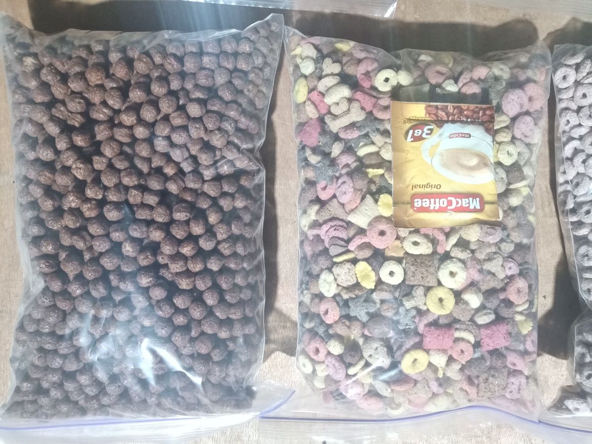 Гранола органічна  вагова медова та шоколадна без наповнювачів свіжа