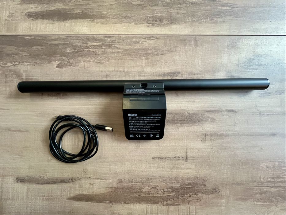 Lampka biurkowa Baseus do komputera monitora LED
