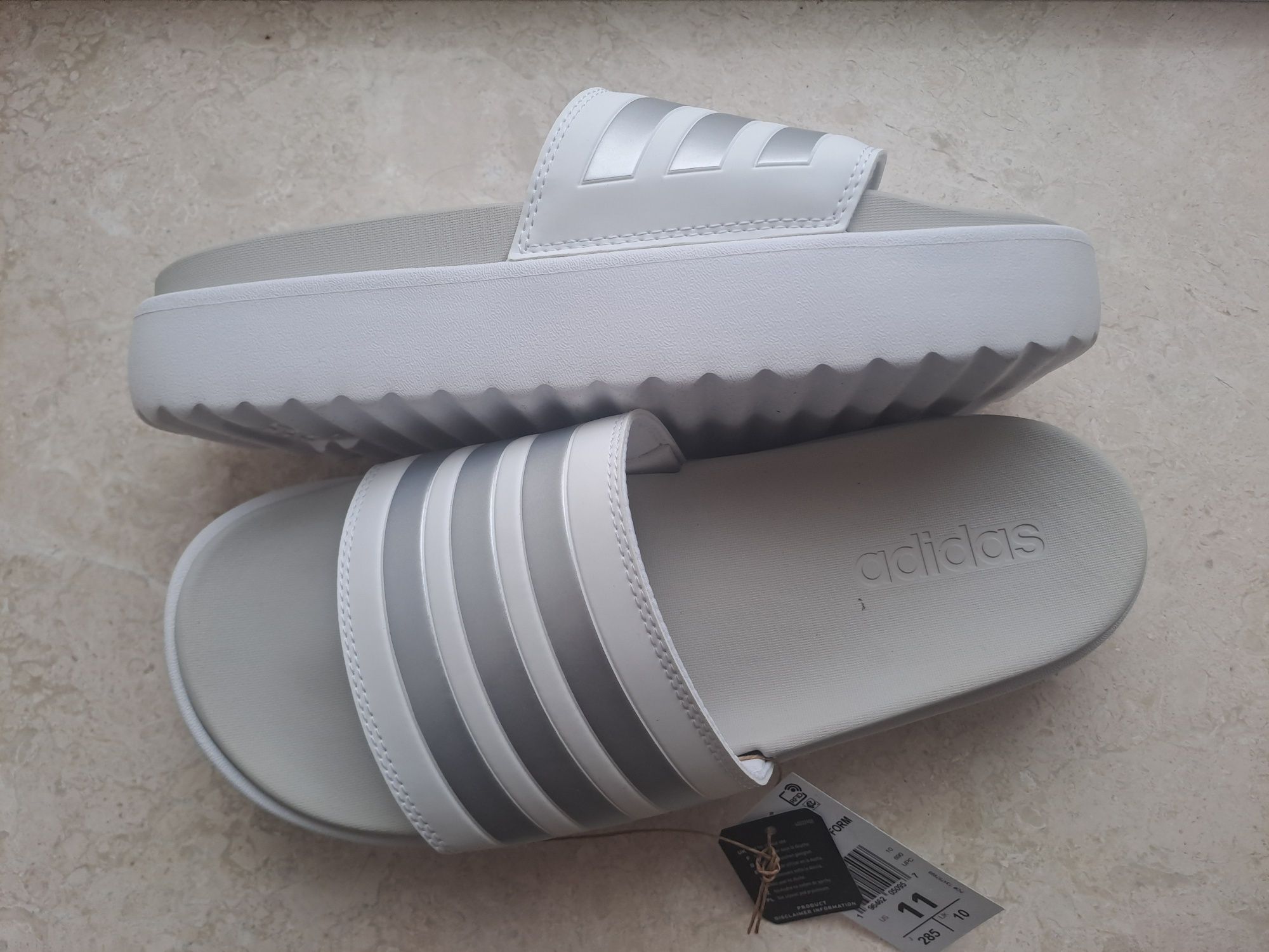 Шльпанці Adidas 42 розмір