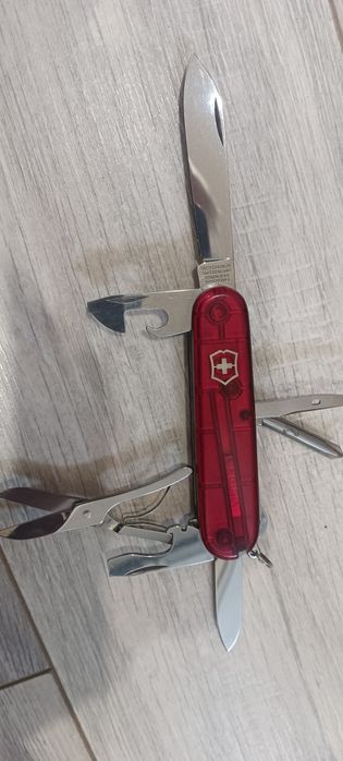 Victorinox супер тінкер тінкер спартан спортсменфлешка 4гб