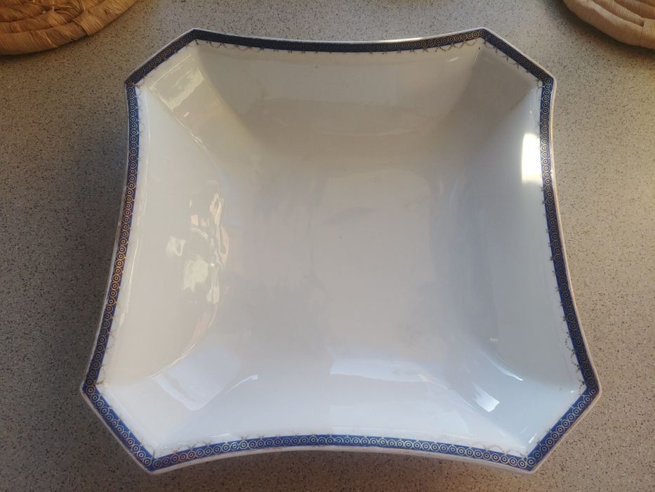 Półmisek przedwojenny Giesche a powojenny Bogucice