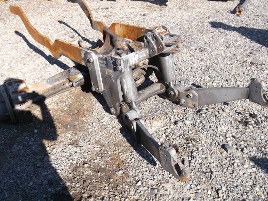 Fendt Farmer 310,311,312LSA-wspornik,most,piasta,zwrotnica,półoś-