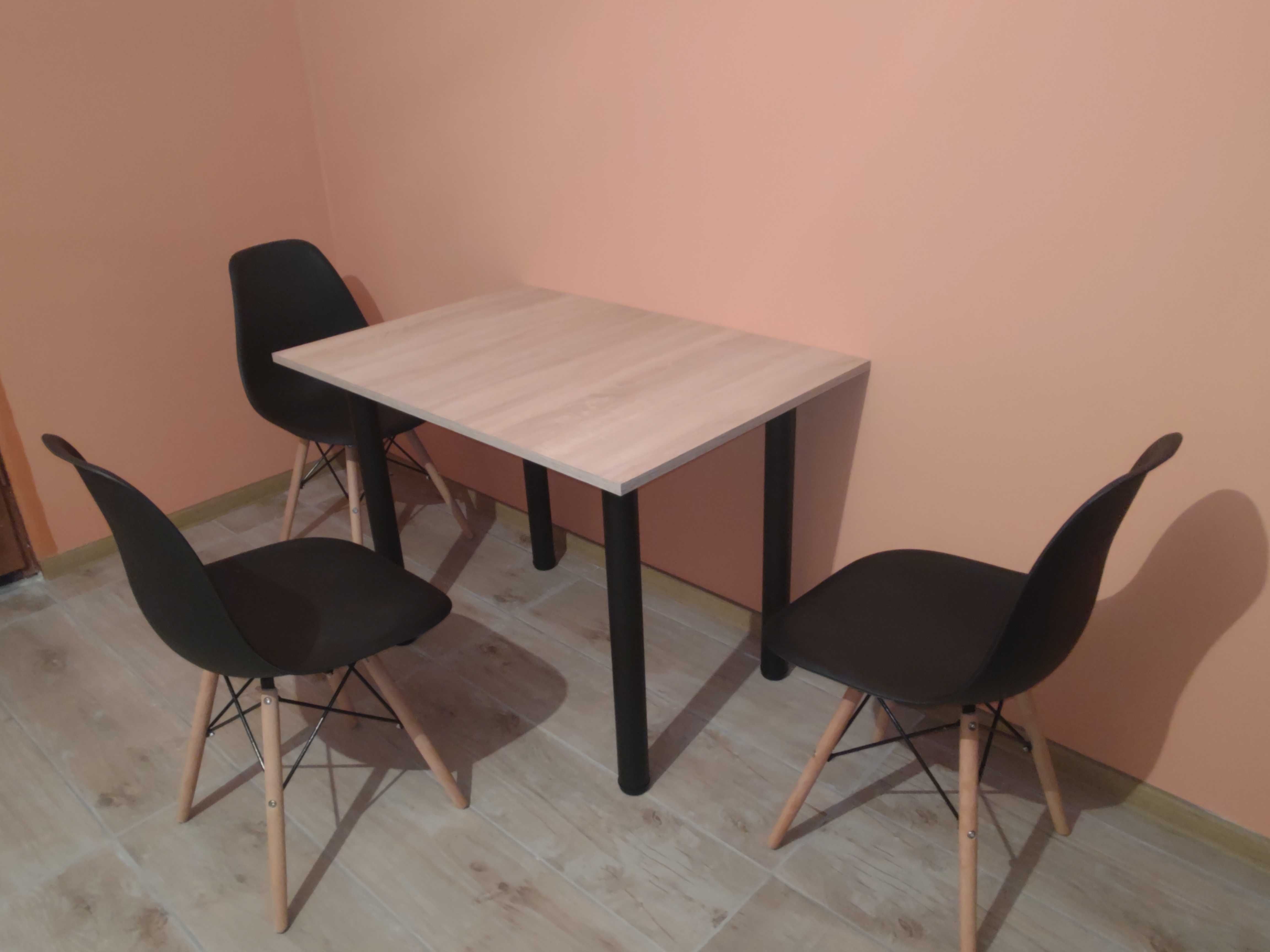 Stół stolik + 3 krzesła Hotelowy Kwatera pracownicza