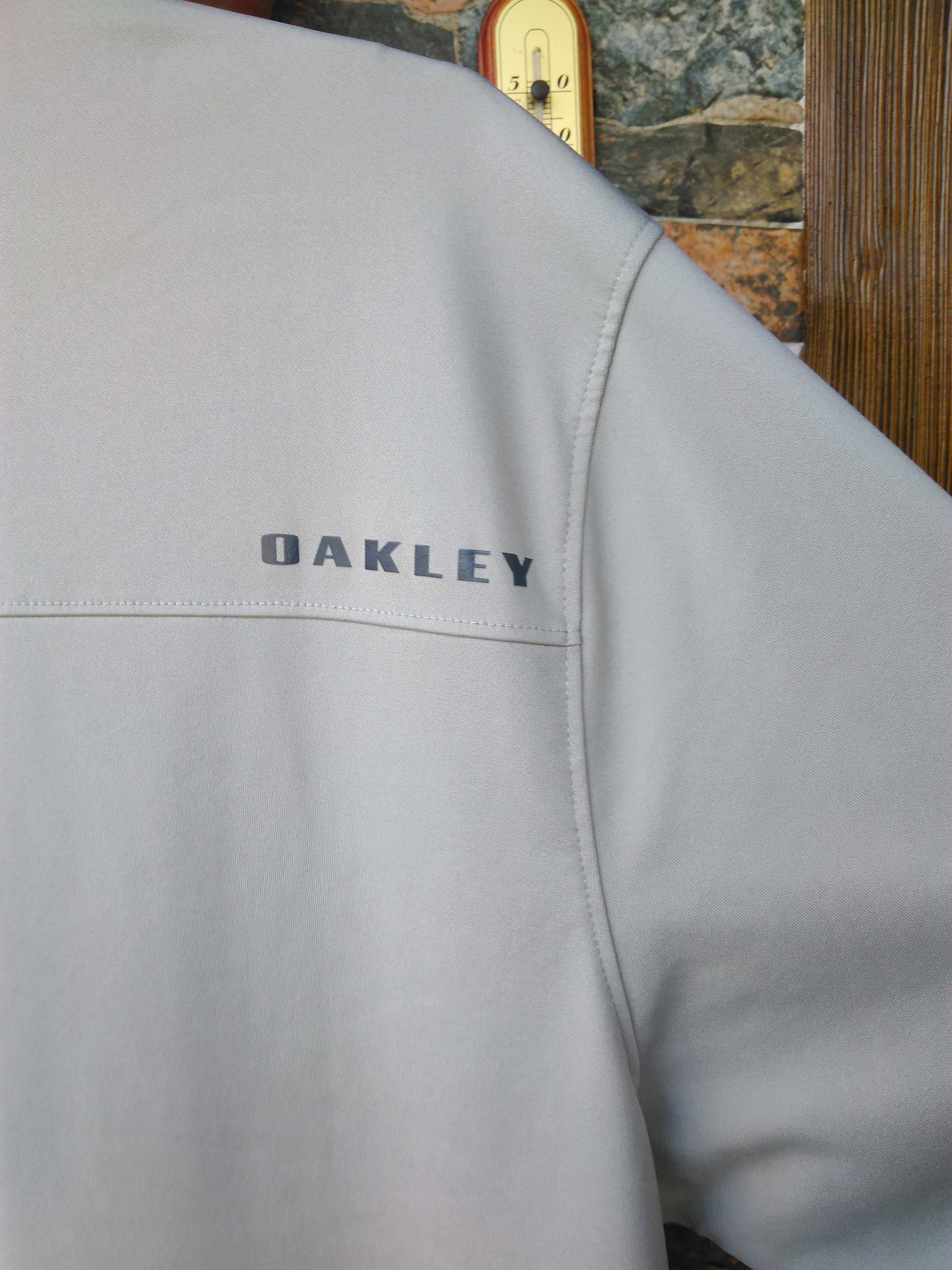 Oakley koszulka polo z USA