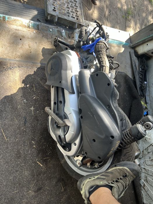 Piaggio mp3 400 silnik