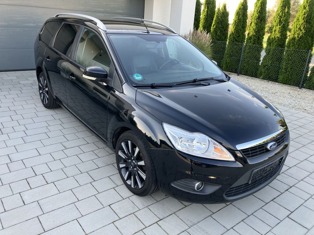 Ford Focus 1.6 benzyna BLACK MAGIC mk2 lift kombi klima BEZWYPADKOWY