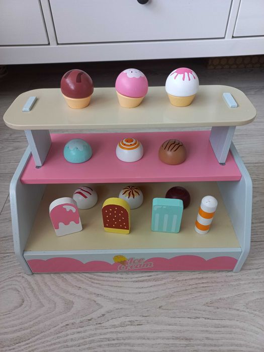 Drewniana lodziarnia KidLand