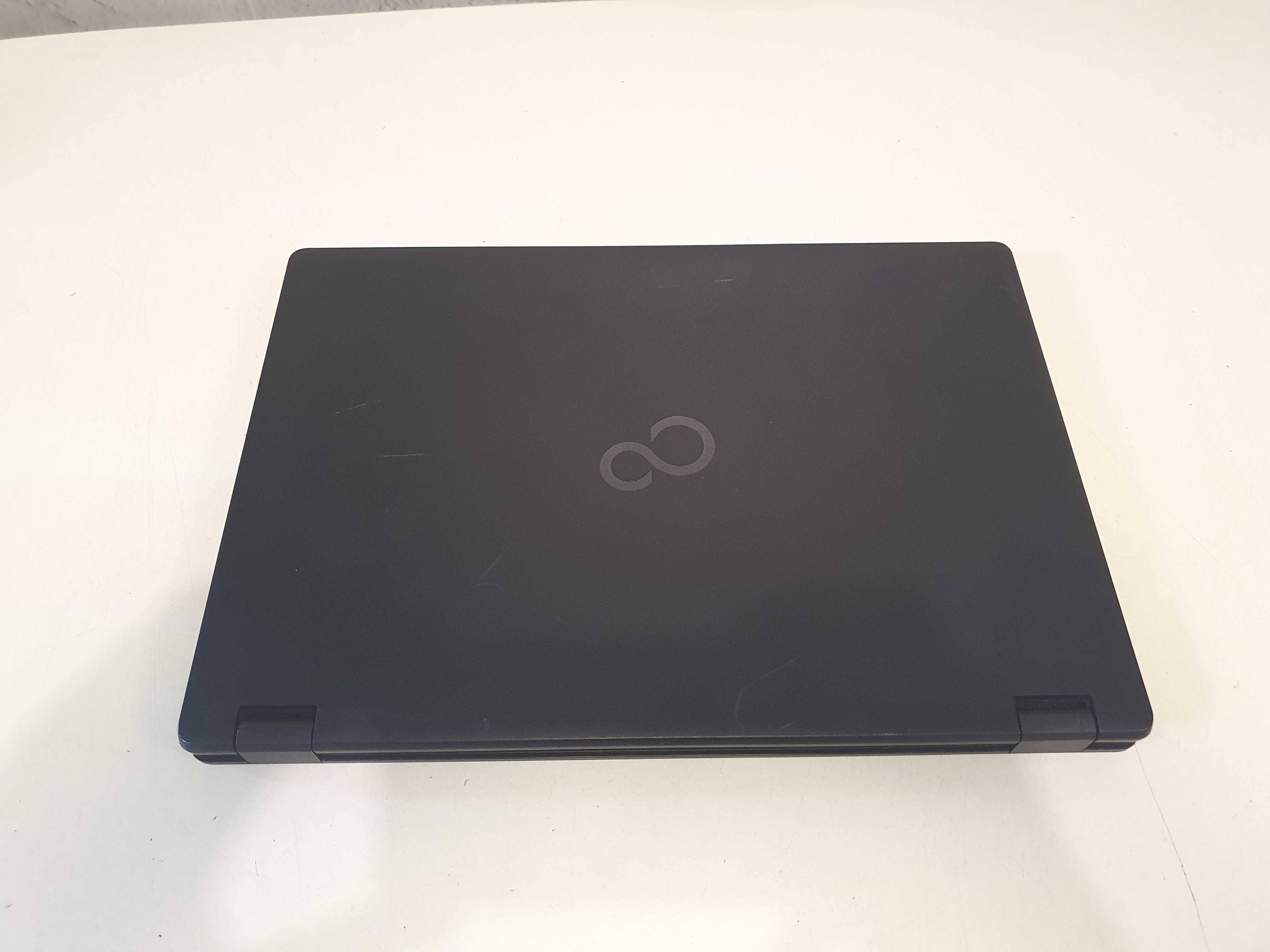 Ноутбук для работы Fujitsu Lifebook E449∎i3-8130U∎16GB∎256GB∎Full HD