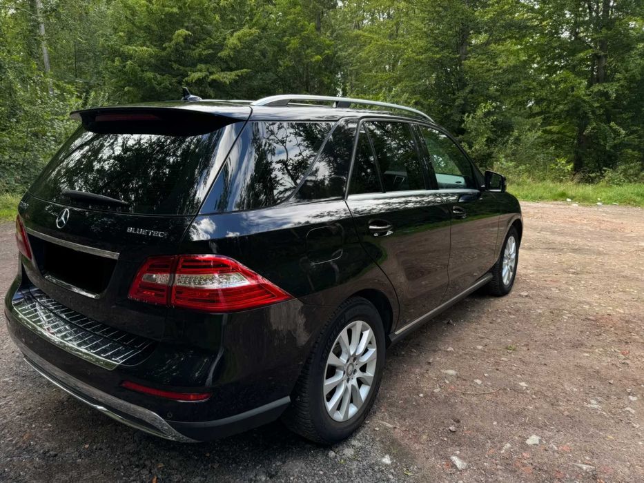 Mercedes-Benz ML      2015