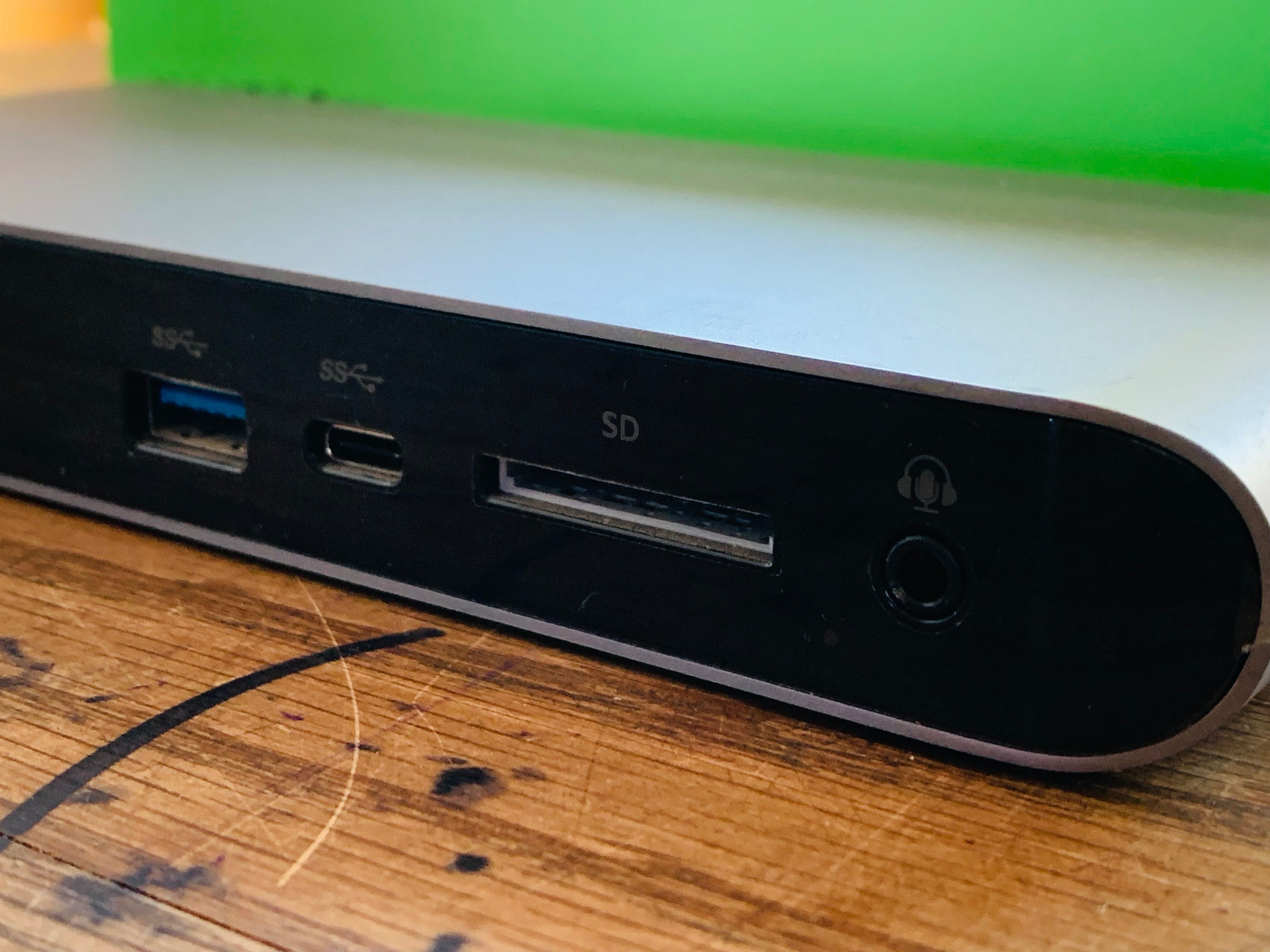 Belkin Thunderbolt 3 Pro Dock com cabo Thunderbolt