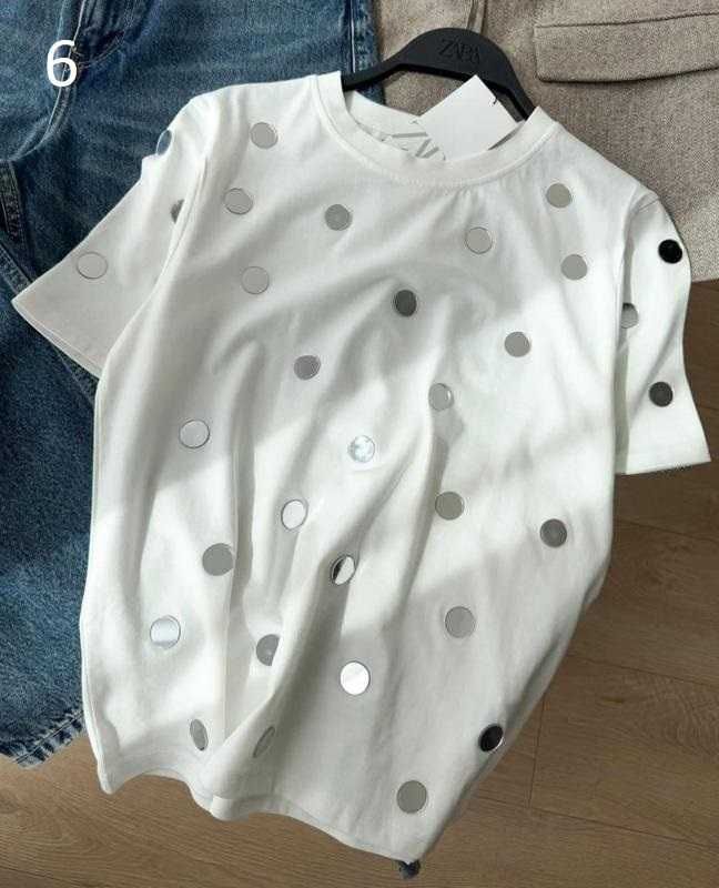 Білі футболки zara