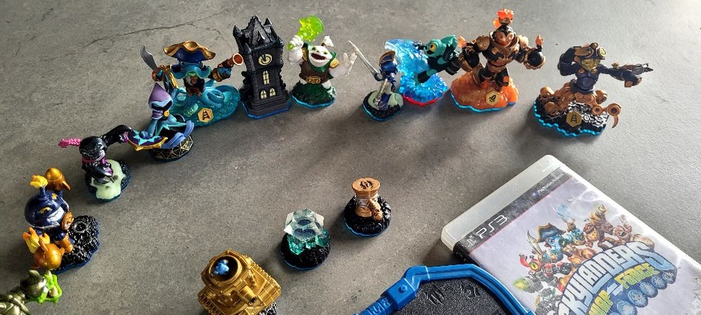 Skylanders Swap Force ps3 figurki gra 17 sztuk platforma