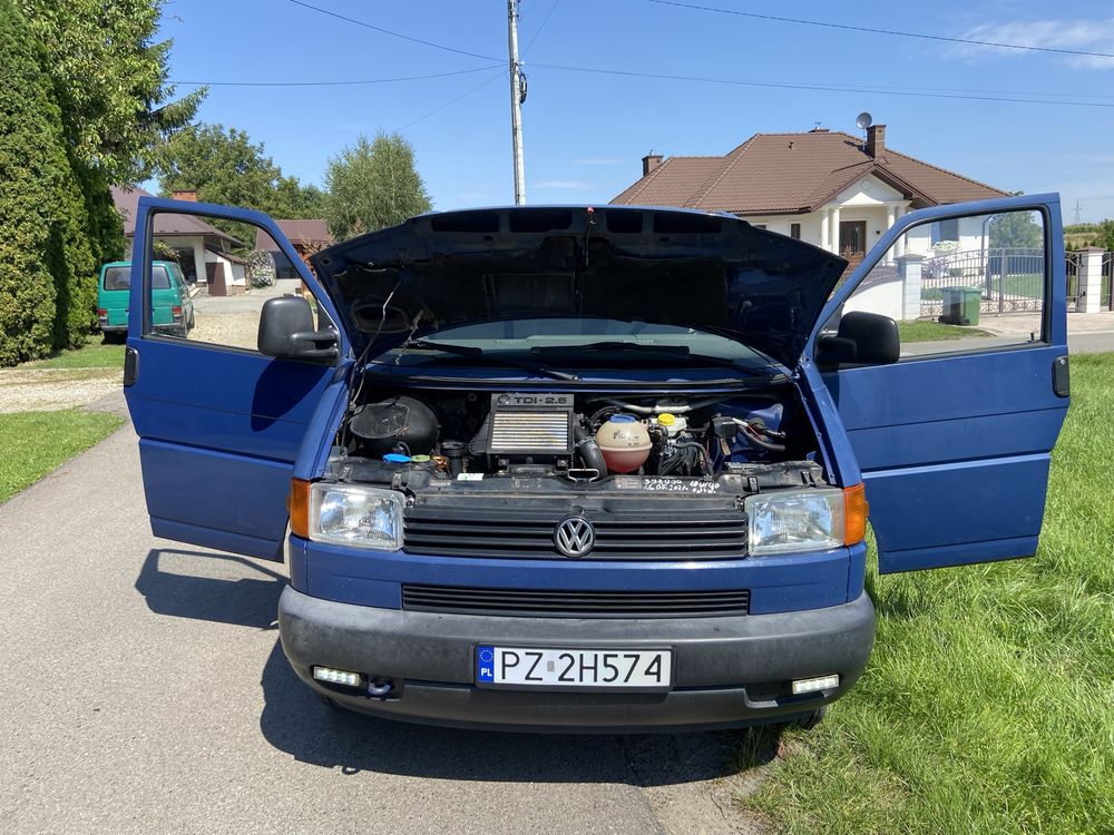 Volkswagen Transporter 2.5 TDI 2000r Long