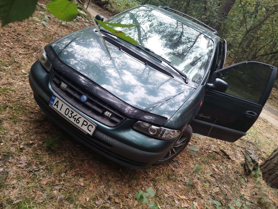 Продам Додж рам Ван 3.3 газ бензин