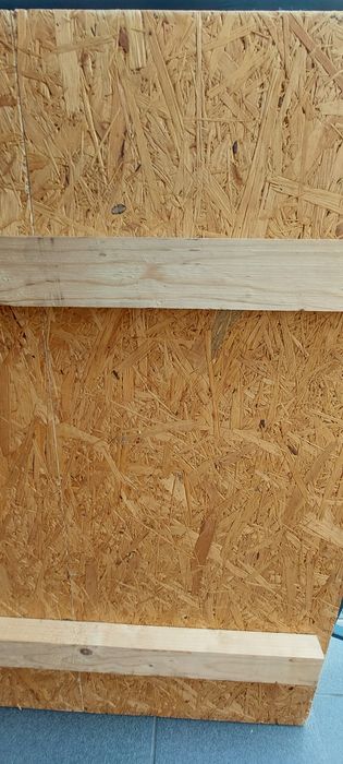 Klapa np na strych z drzewa