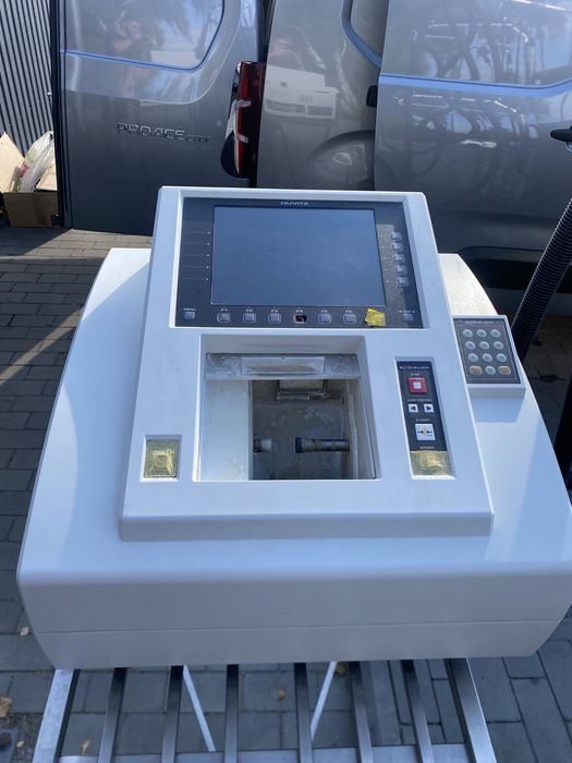 Станок для обробки лінз HUVITZ CPE-4000 2012 рік