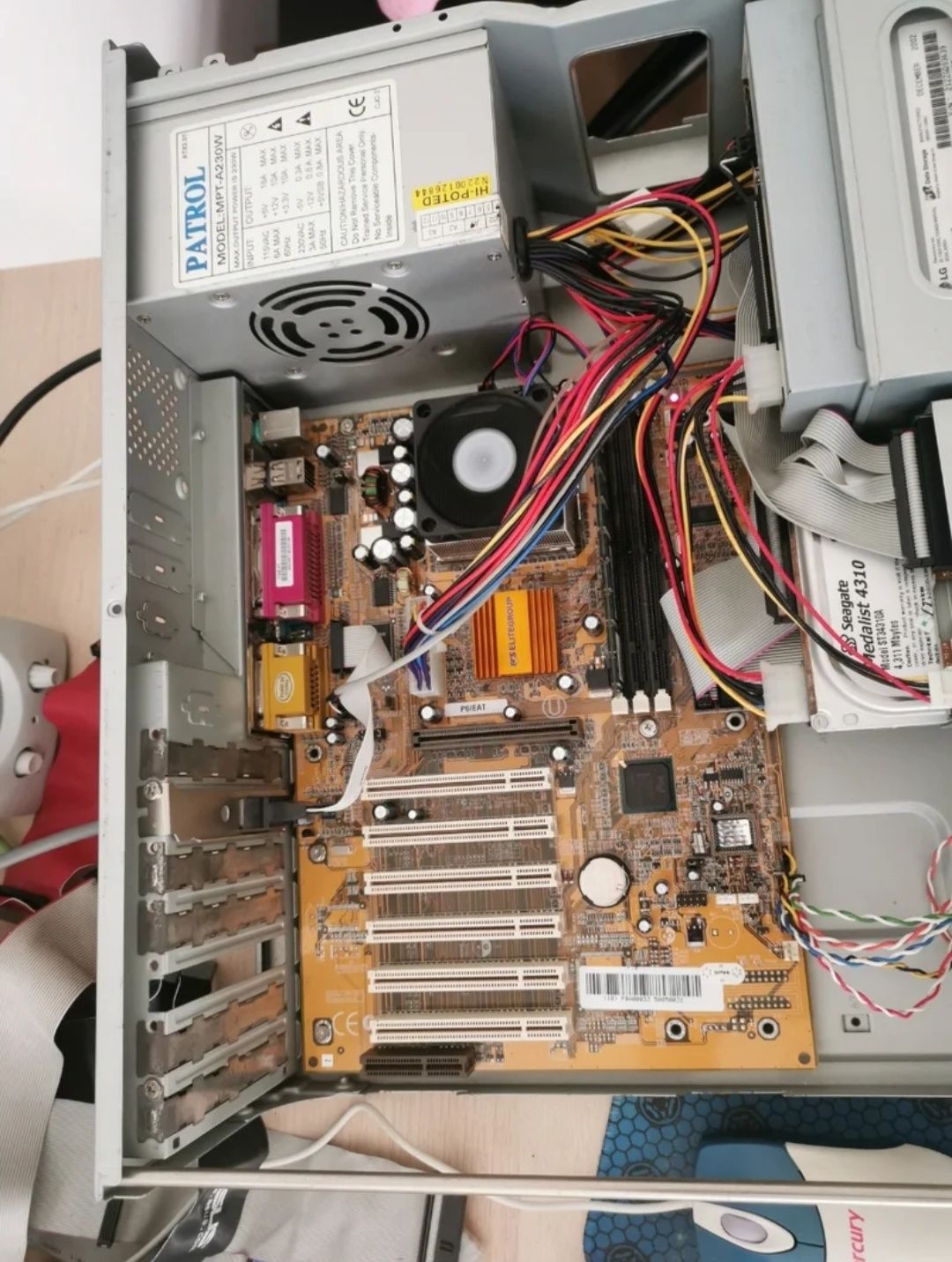 Computador Celeron 1200 Tualatin, 512MB socket 370