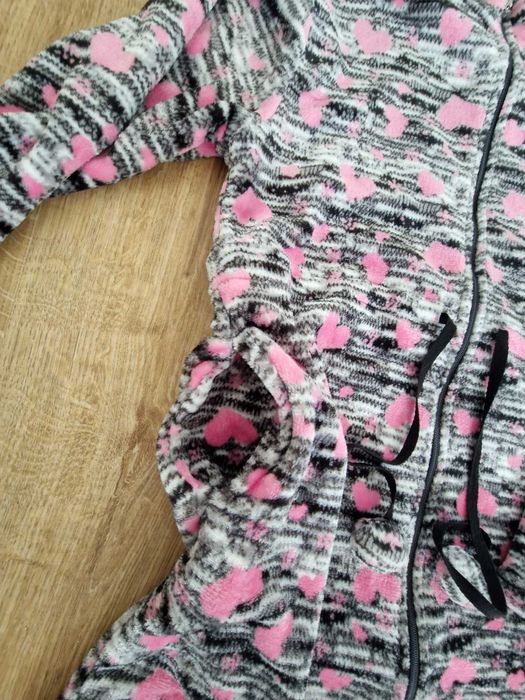 Pijama + robe + pantufas (10-12 anos)