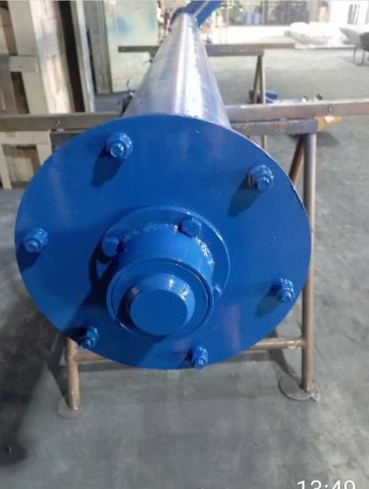 Шнековий живильник цементу, піску,крейди, вапняку,борошна,навантажувач